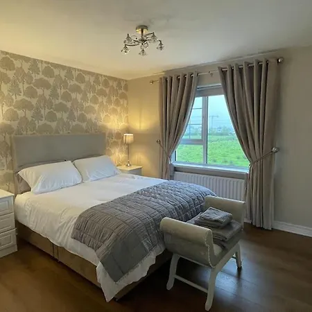 Holiday home Hazelwood House Letterkenny